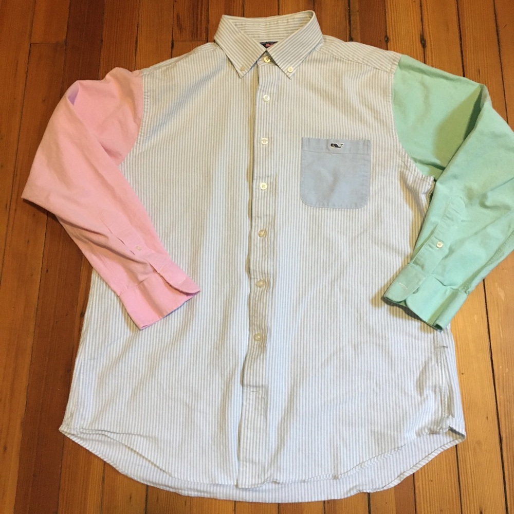 Vineyard Vines EUC L party shirt fun shirt